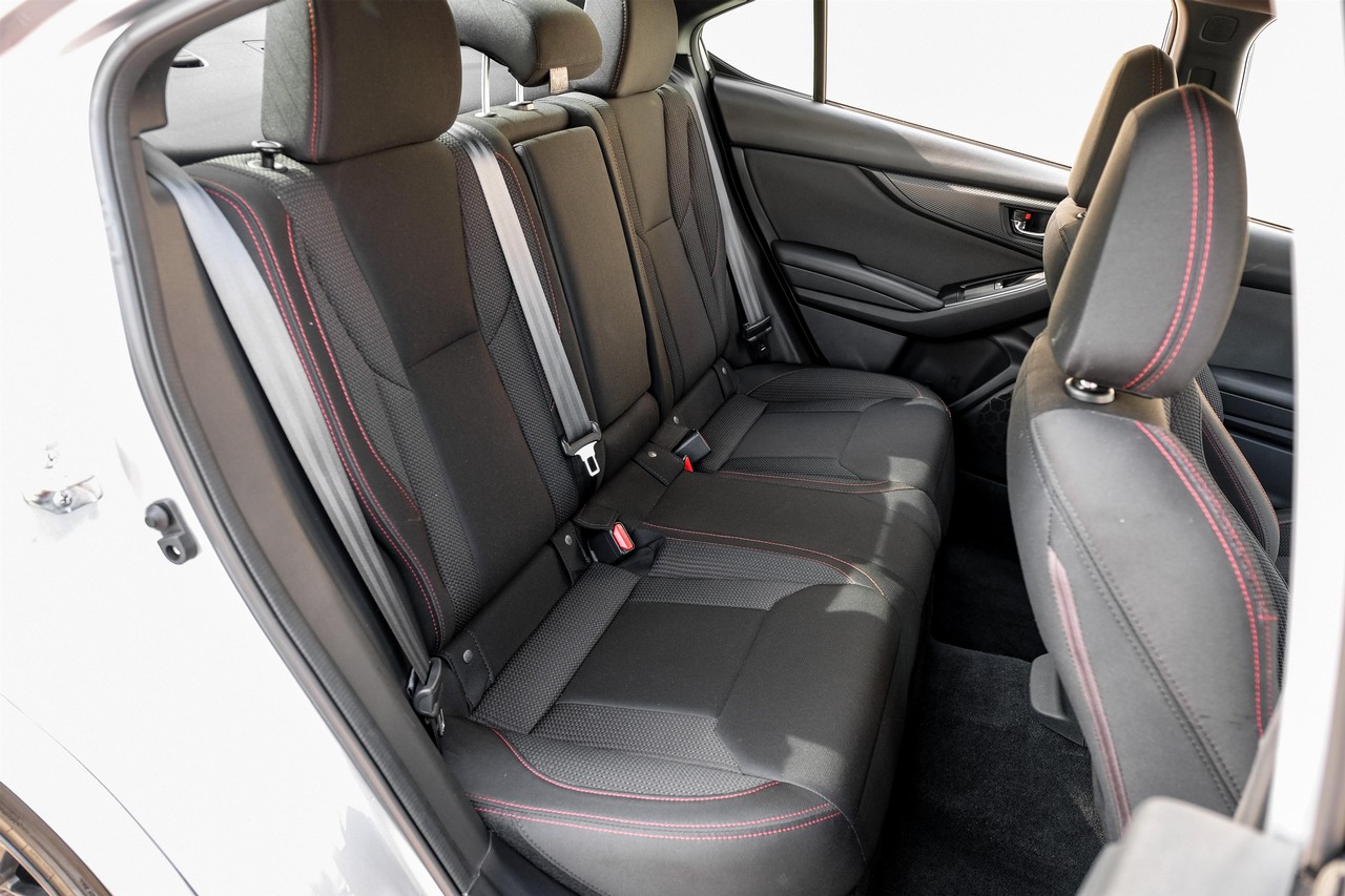 Subaru WRX Vehicle Main Gallery Image 34