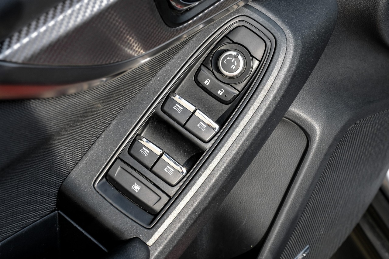 Subaru WRX Vehicle Main Gallery Image 41