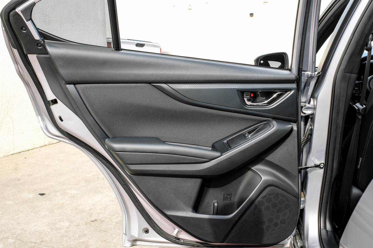 Subaru WRX Vehicle Main Gallery Image 43