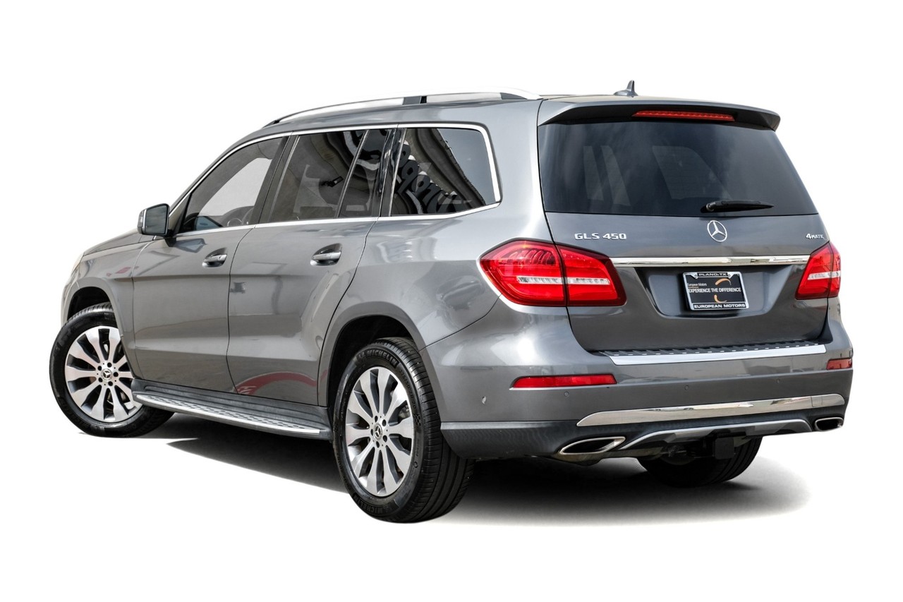 Mercedes-Benz GLS Vehicle Main Gallery Image 10