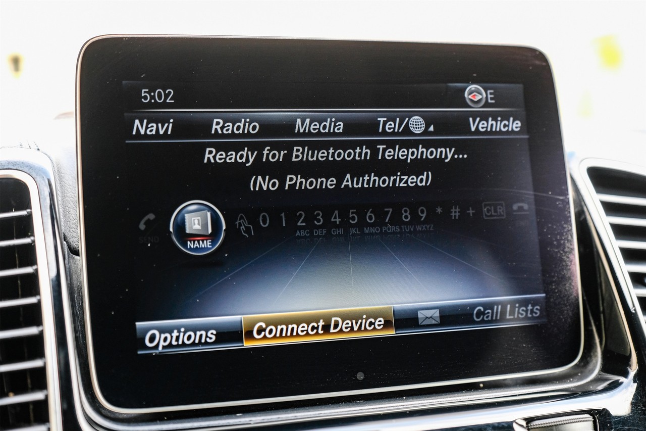 Mercedes-Benz GLS Vehicle Main Gallery Image 30