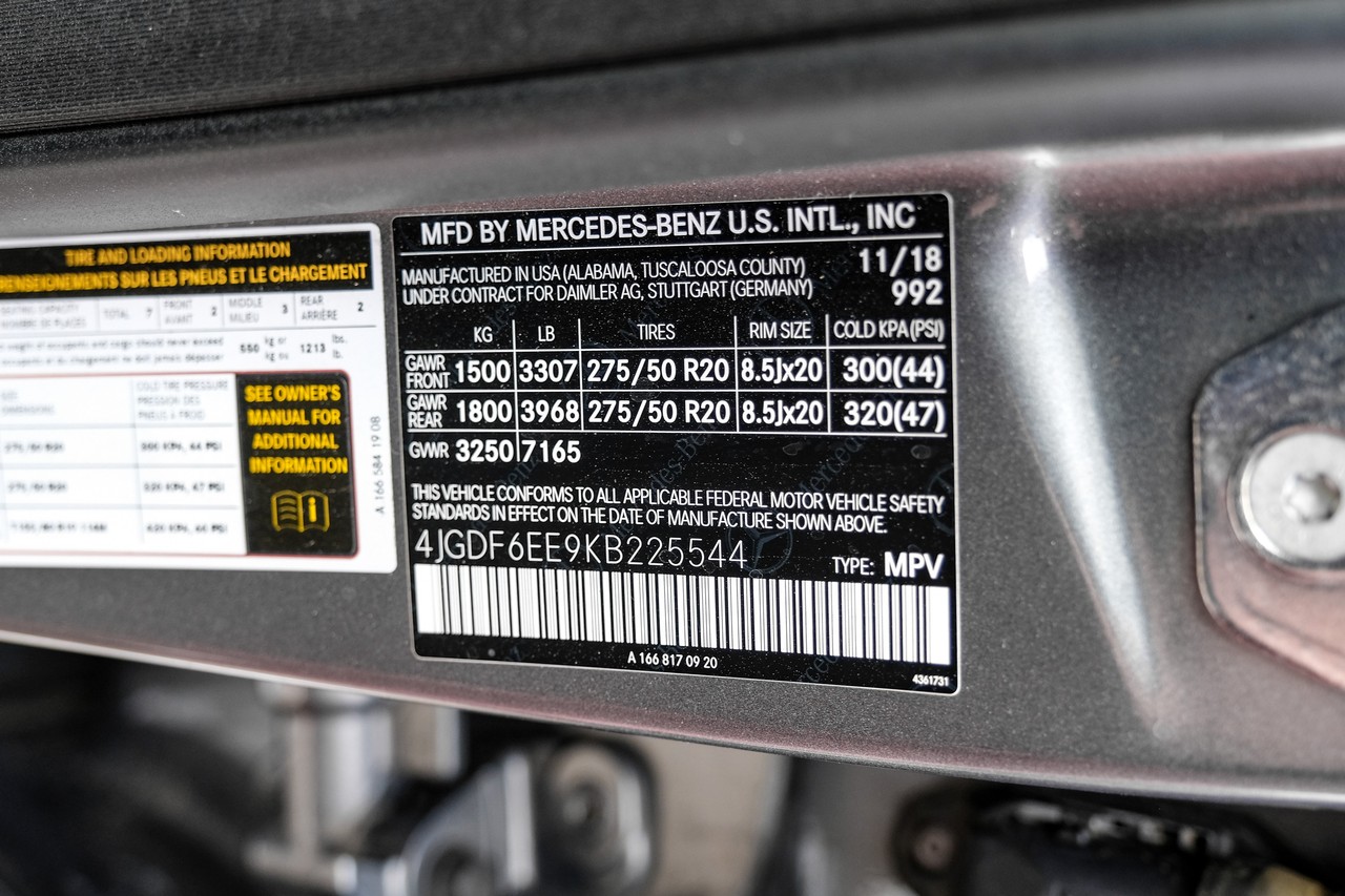 Mercedes-Benz GLS Vehicle Main Gallery Image 52