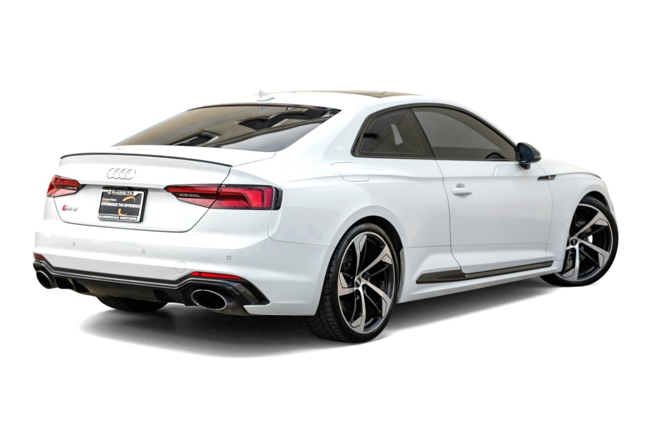Audi RS 5 Coupe Vehicle Main Gallery Image 09