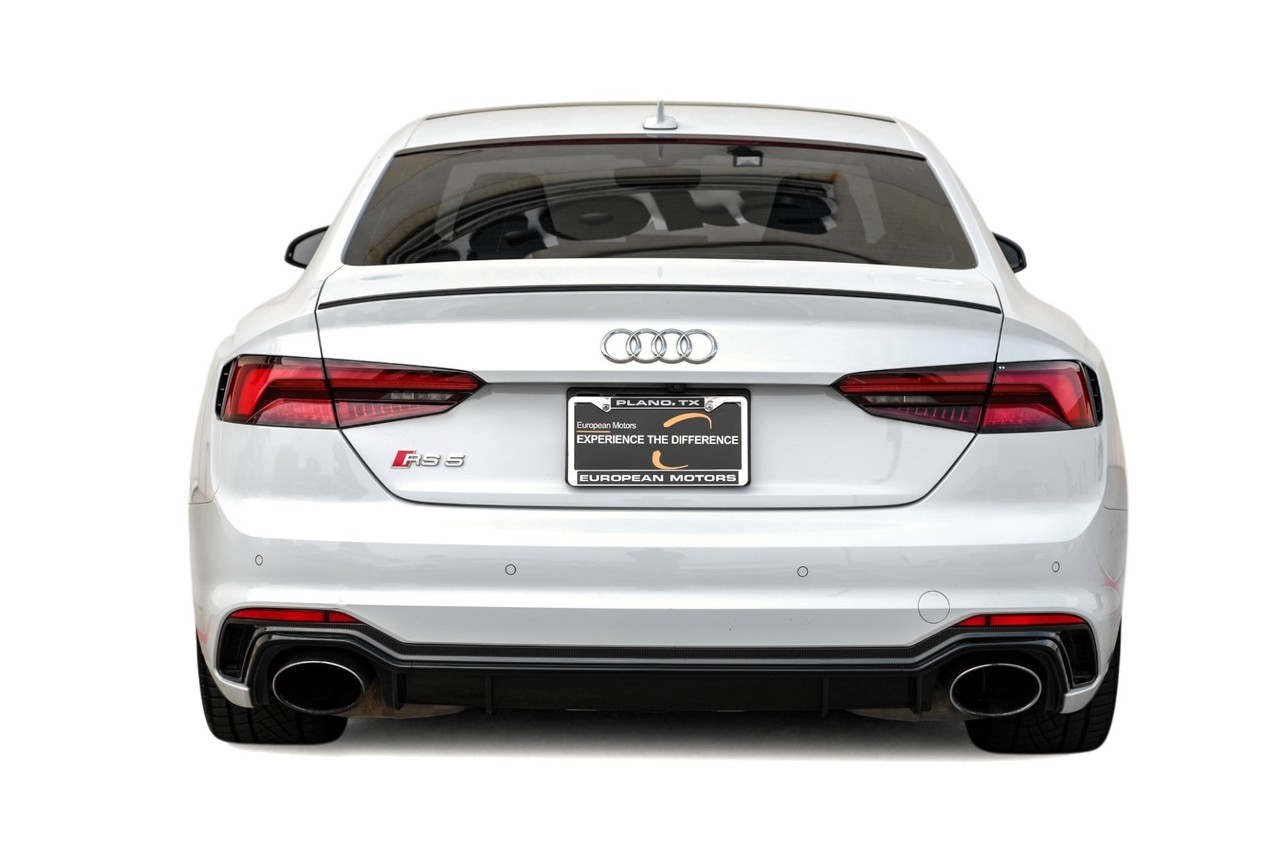 Audi RS 5 Coupe Vehicle Main Gallery Image 10