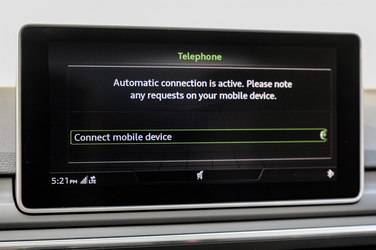 Audi RS 5 Coupe Vehicle Main Gallery Image 25