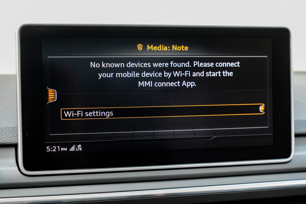 Audi RS 5 Coupe Vehicle Main Gallery Image 26