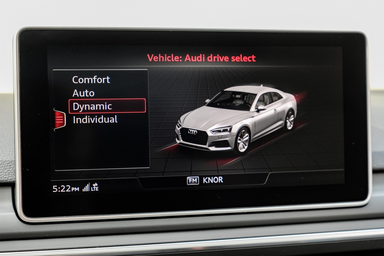 Audi RS 5 Coupe Vehicle Main Gallery Image 28