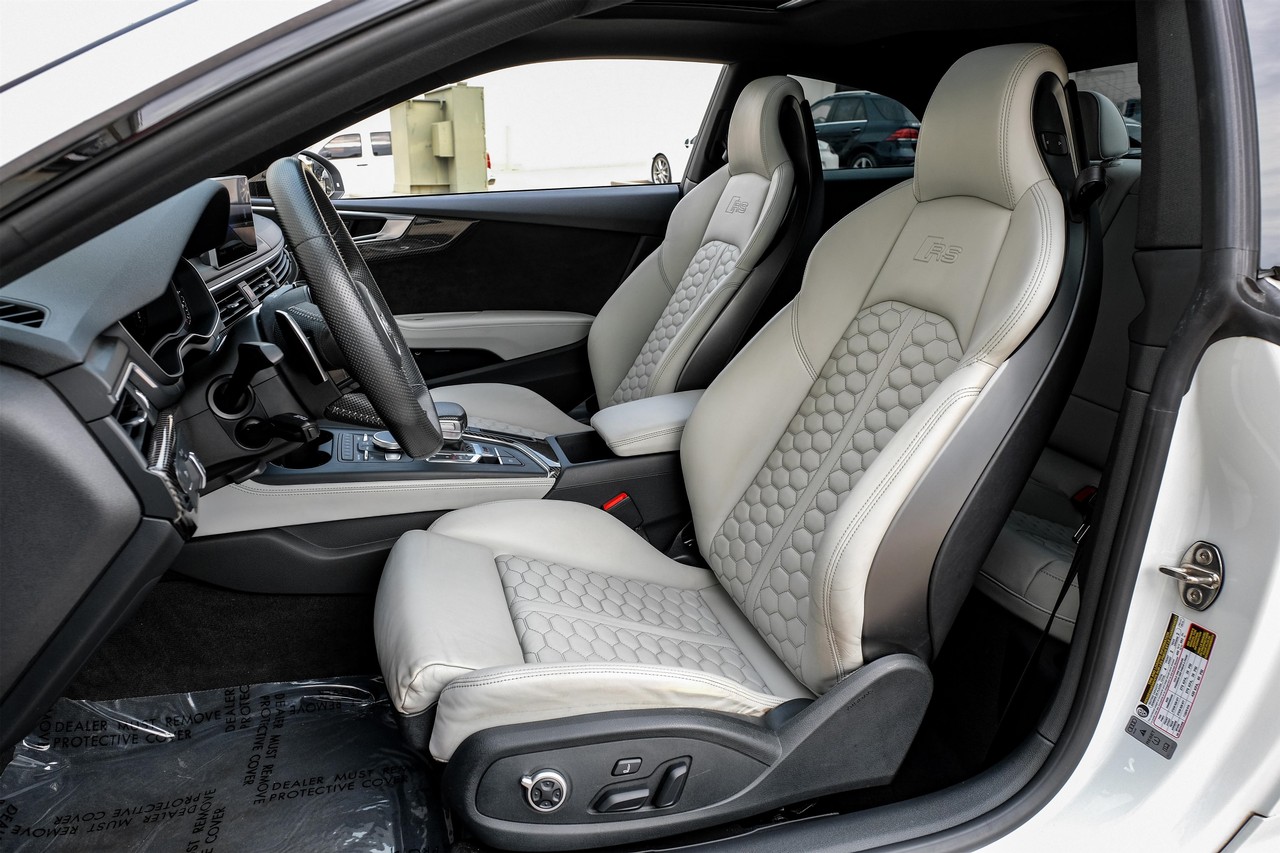 Audi RS 5 Coupe Vehicle Main Gallery Image 30