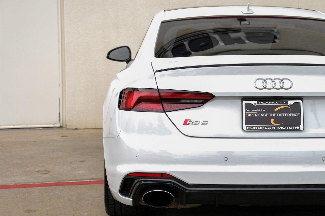 Audi RS 5 Coupe Vehicle Main Gallery Image 39