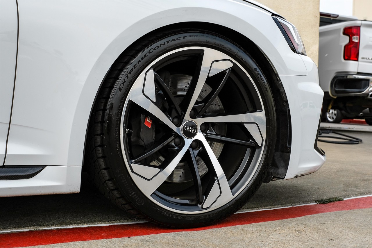 Audi RS 5 Coupe Vehicle Main Gallery Image 43