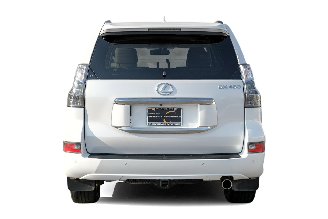 Lexus GX Vehicle Main Gallery Image 10