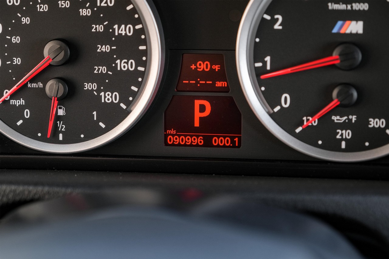 BMW X5 M Vehicle Main Gallery Image 19