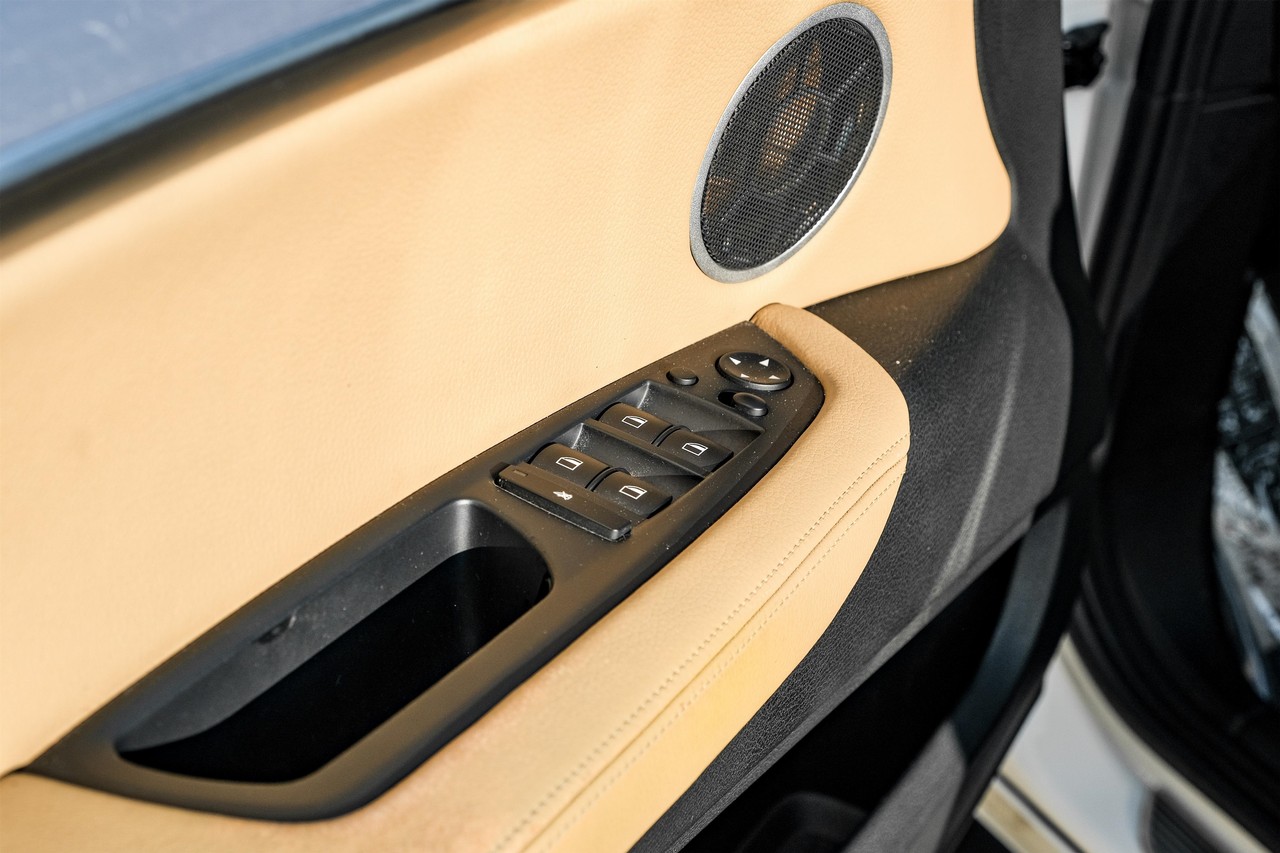 BMW X5 M Vehicle Main Gallery Image 39
