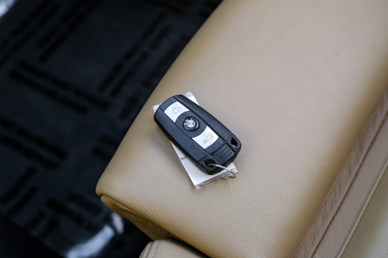BMW X5 M Vehicle Main Gallery Image 51