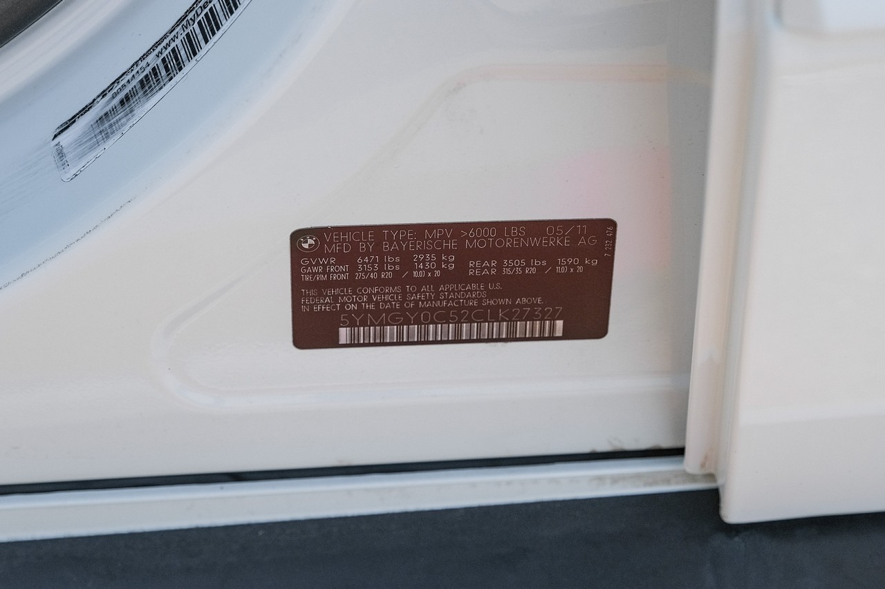 BMW X5 M Vehicle Main Gallery Image 52