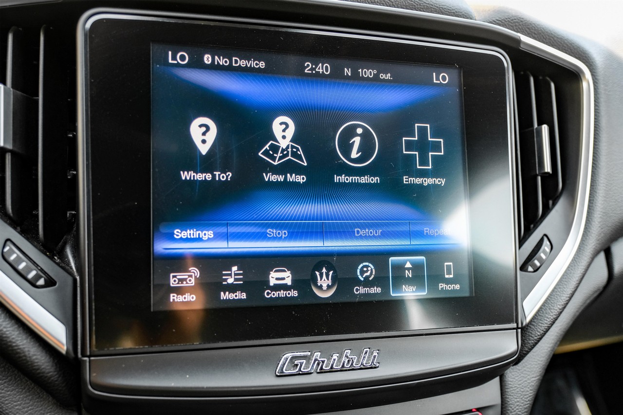 Maserati Ghibli Vehicle Main Gallery Image 22