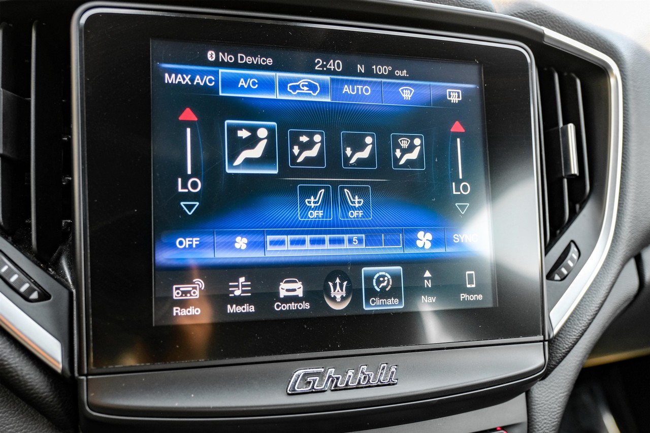 Maserati Ghibli Vehicle Main Gallery Image 30