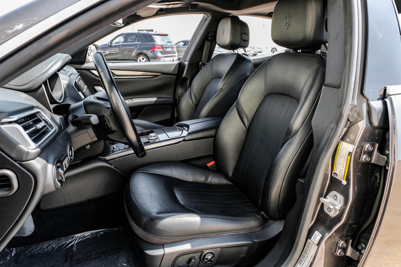 Maserati Ghibli Vehicle Main Gallery Image 32