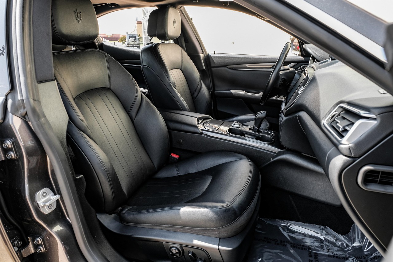 Maserati Ghibli Vehicle Main Gallery Image 34