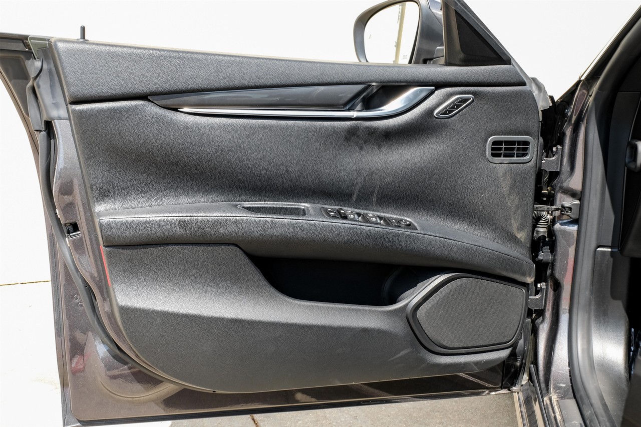 Maserati Ghibli Vehicle Main Gallery Image 41