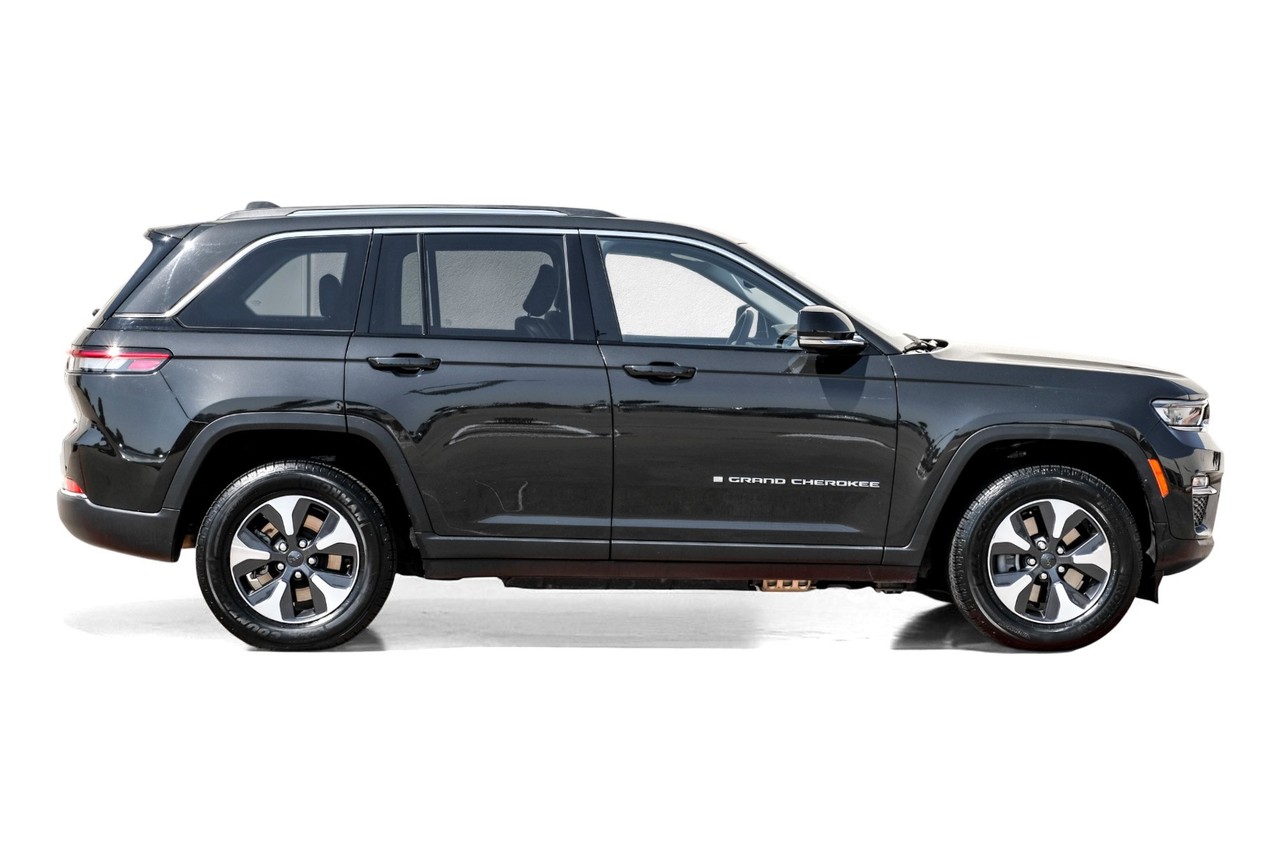 Jeep Grand Cherokee 4xe Vehicle Main Gallery Image 08
