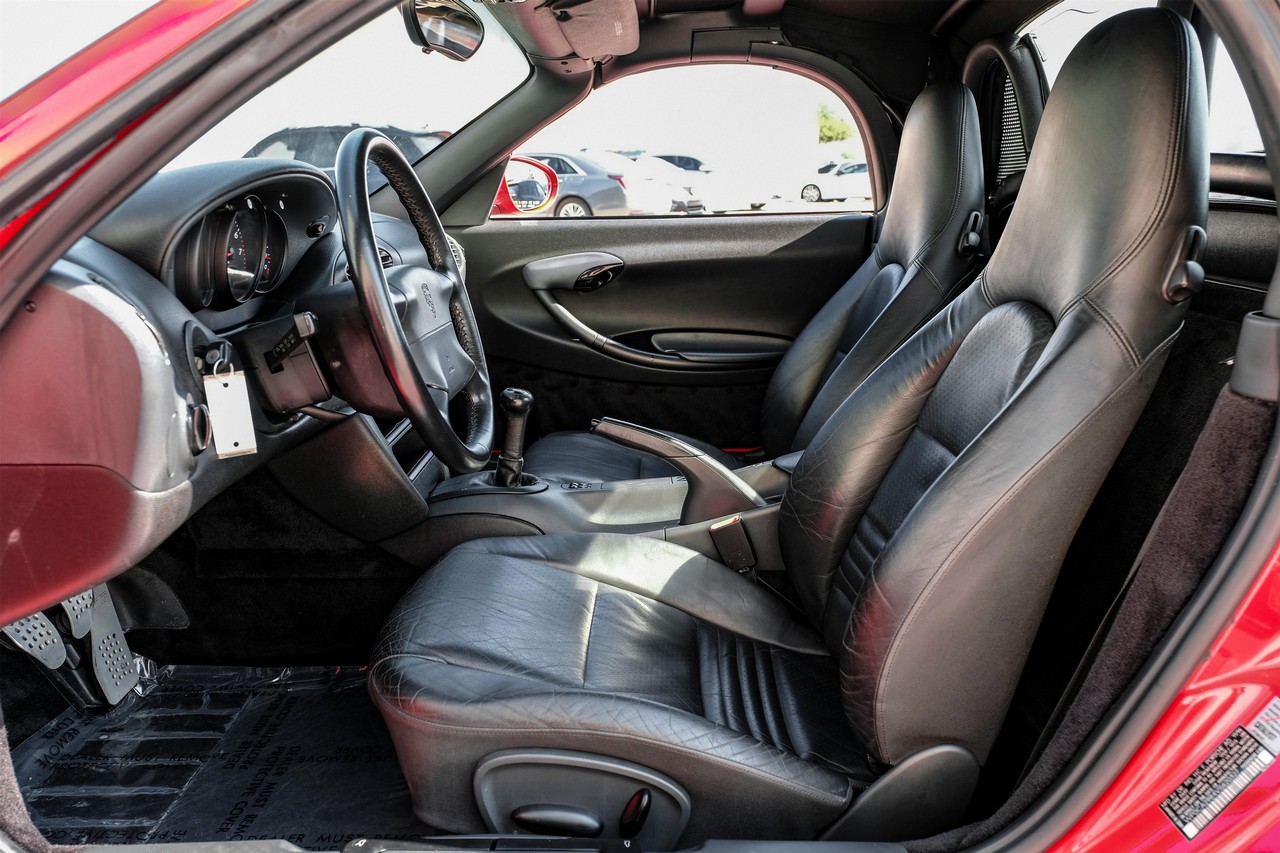 Porsche Boxster Vehicle Main Gallery Image 04