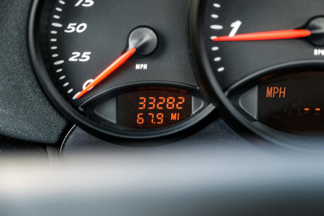 Porsche Boxster Vehicle Main Gallery Image 20