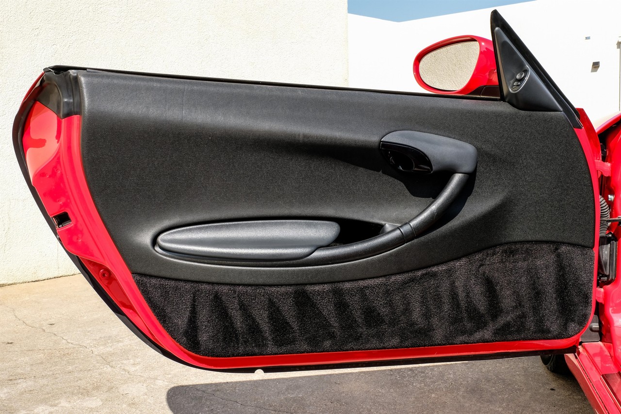 Porsche Boxster Vehicle Main Gallery Image 31