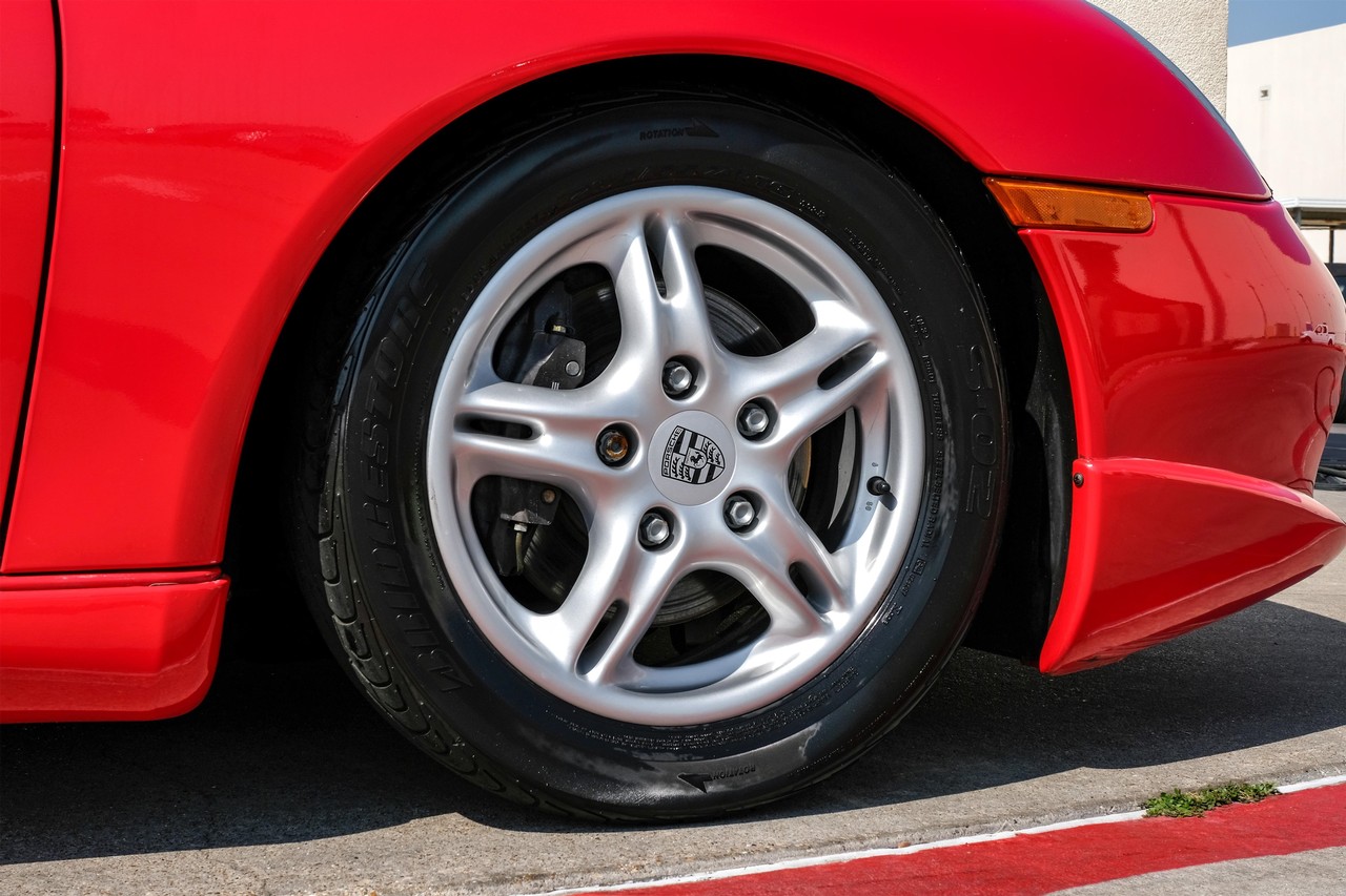 Porsche Boxster Vehicle Main Gallery Image 41
