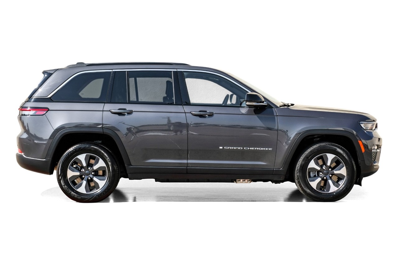 Jeep Grand Cherokee 4xe Vehicle Main Gallery Image 08