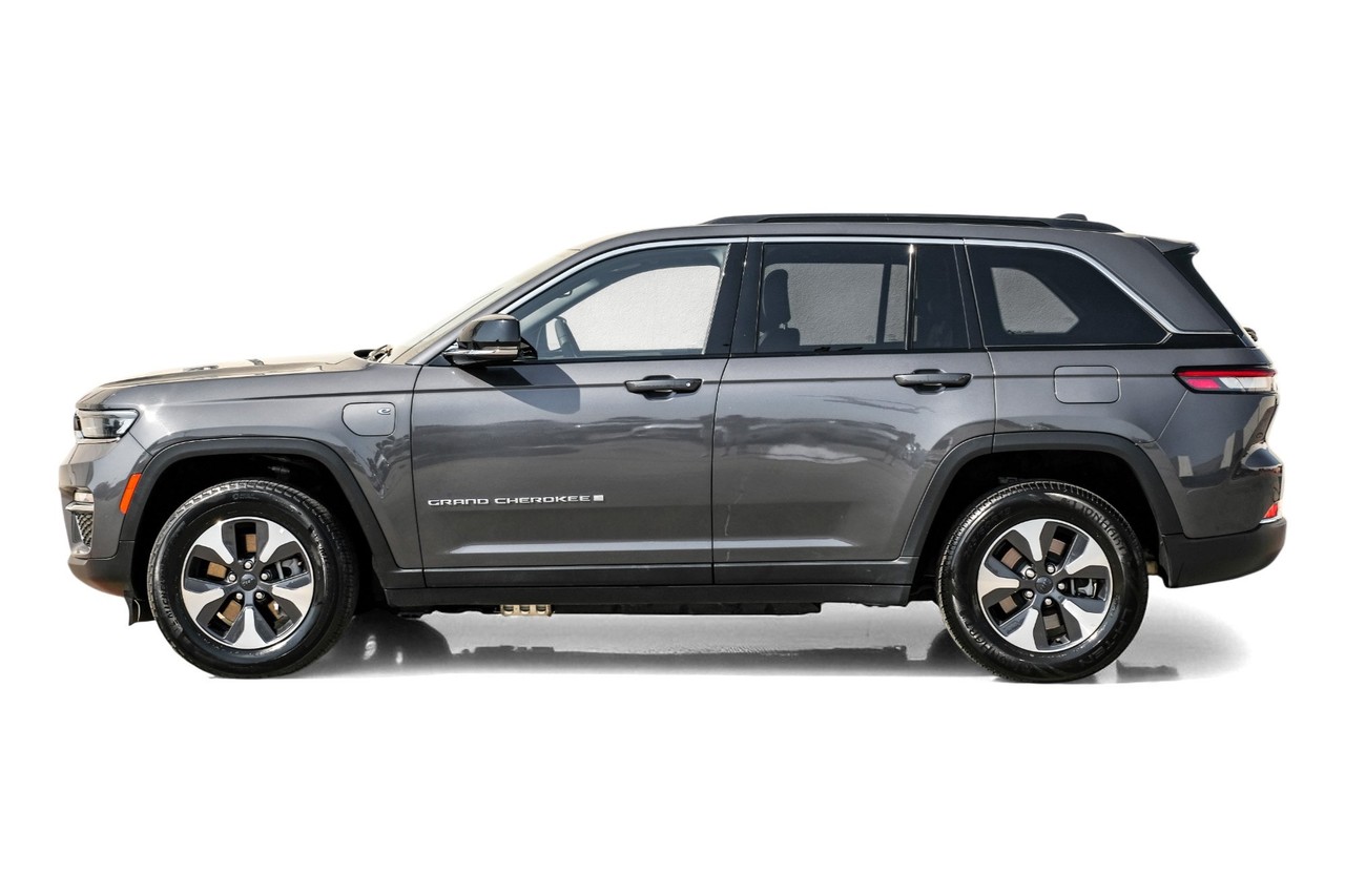 Jeep Grand Cherokee 4xe Vehicle Main Gallery Image 12