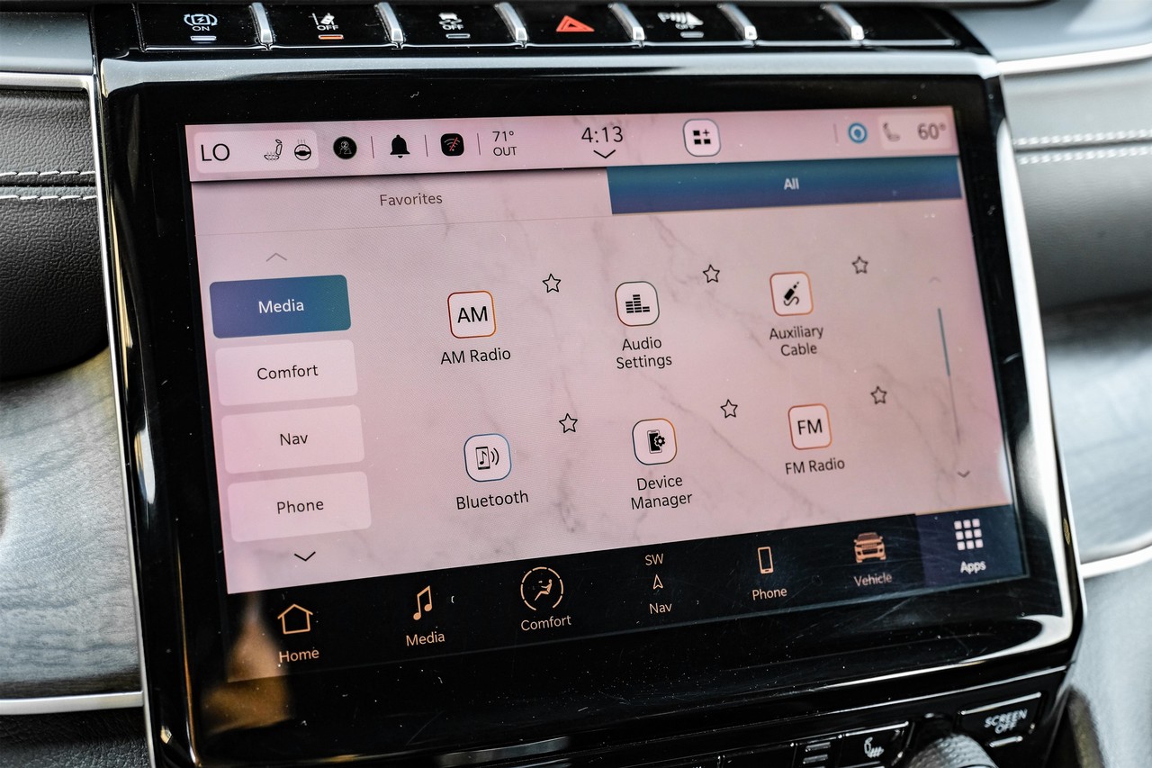 Jeep Grand Cherokee 4xe Vehicle Main Gallery Image 26