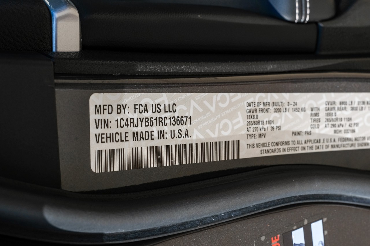 Jeep Grand Cherokee 4xe Vehicle Main Gallery Image 50