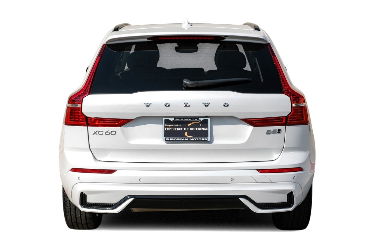 Volvo XC60 Vehicle Main Gallery Image 10