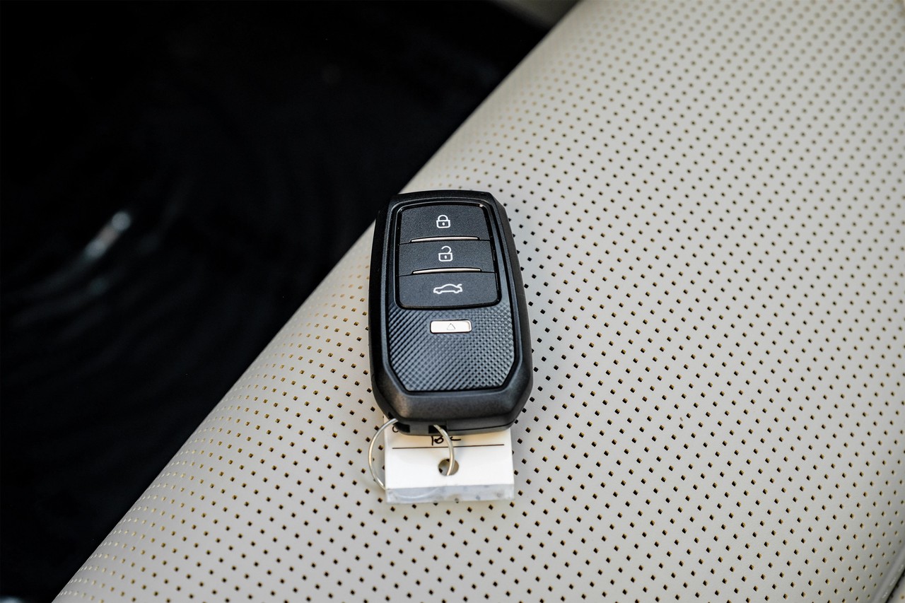 Volvo XC60 Vehicle Main Gallery Image 53