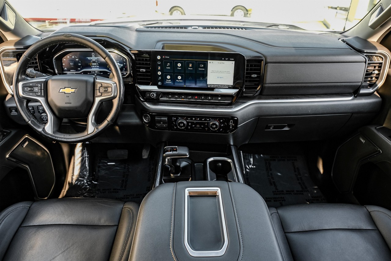 Chevrolet Silverado 1500 Vehicle Main Gallery Image 15