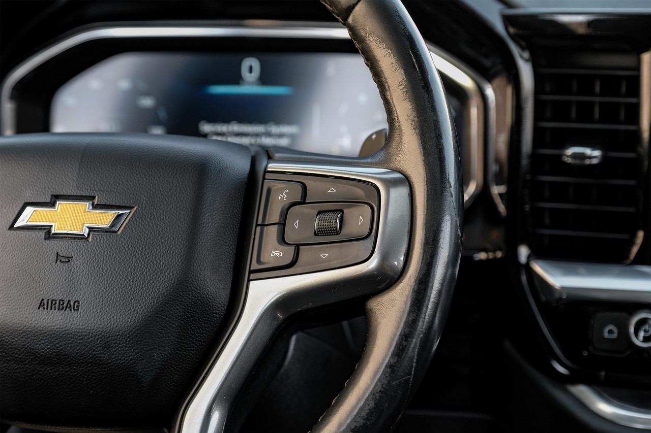 Chevrolet Silverado 1500 Vehicle Main Gallery Image 19