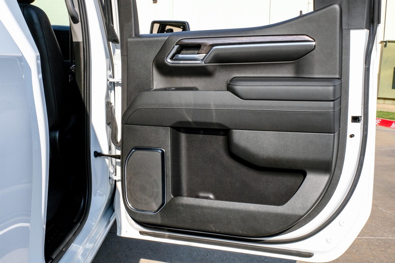 Chevrolet Silverado 1500 Vehicle Main Gallery Image 44