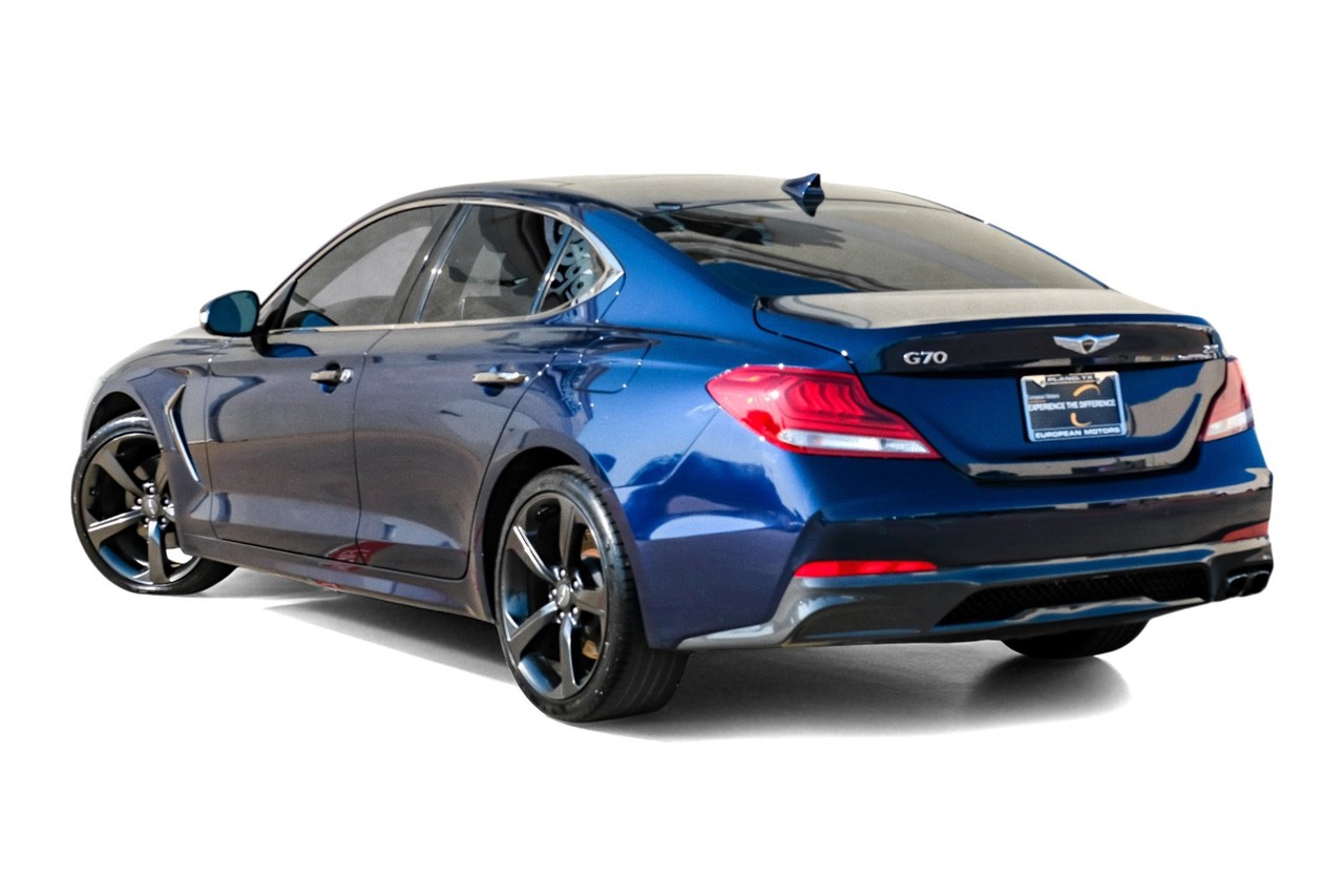 Genesis G70 Vehicle Main Gallery Image 11