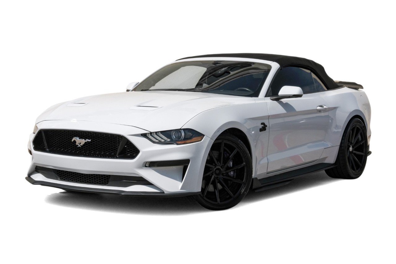 Ford Mustang Vehicle Main Gallery Image 05