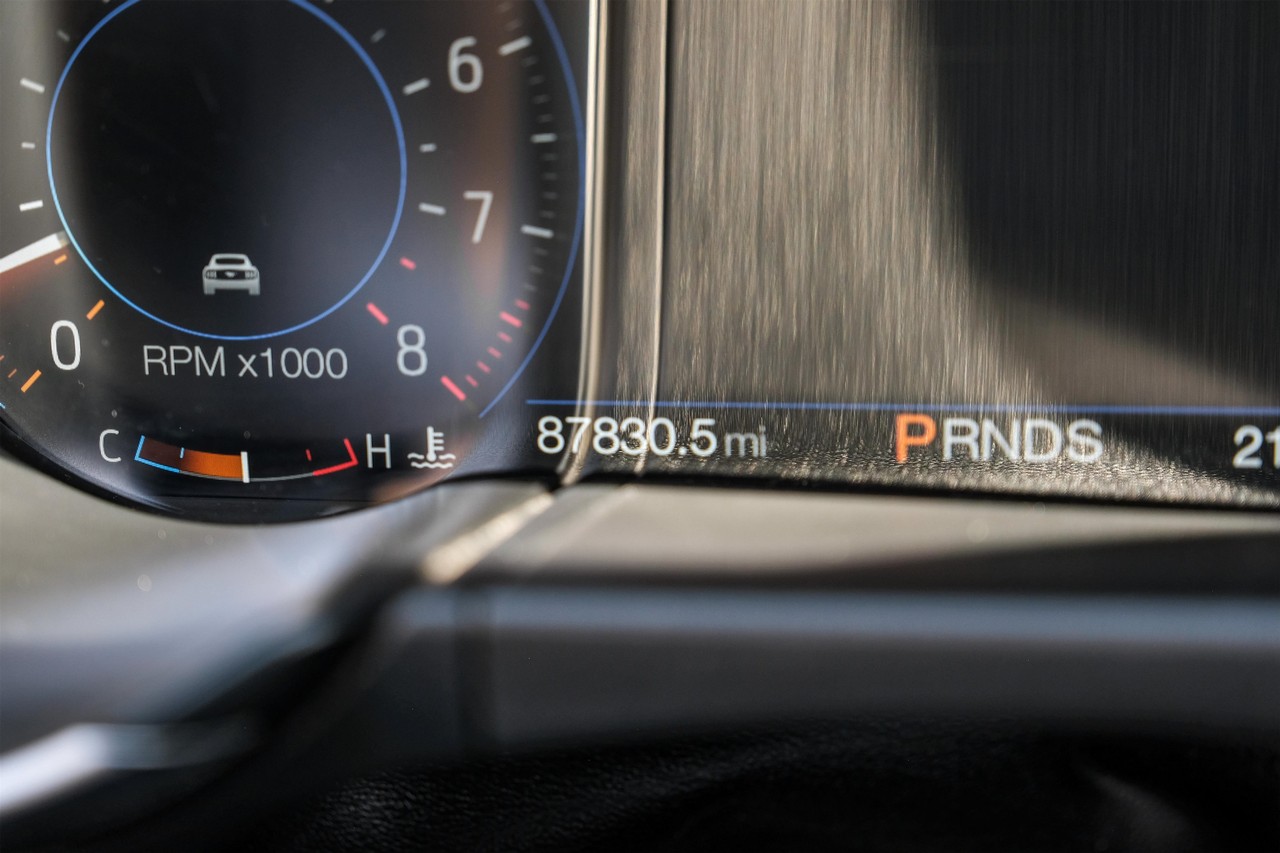 Ford Mustang Vehicle Main Gallery Image 19