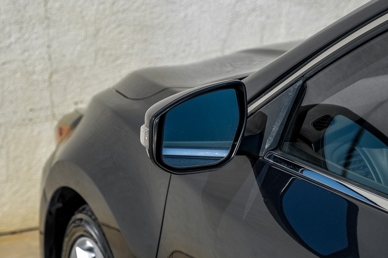 Nissan Altima Vehicle Main Gallery Image 40