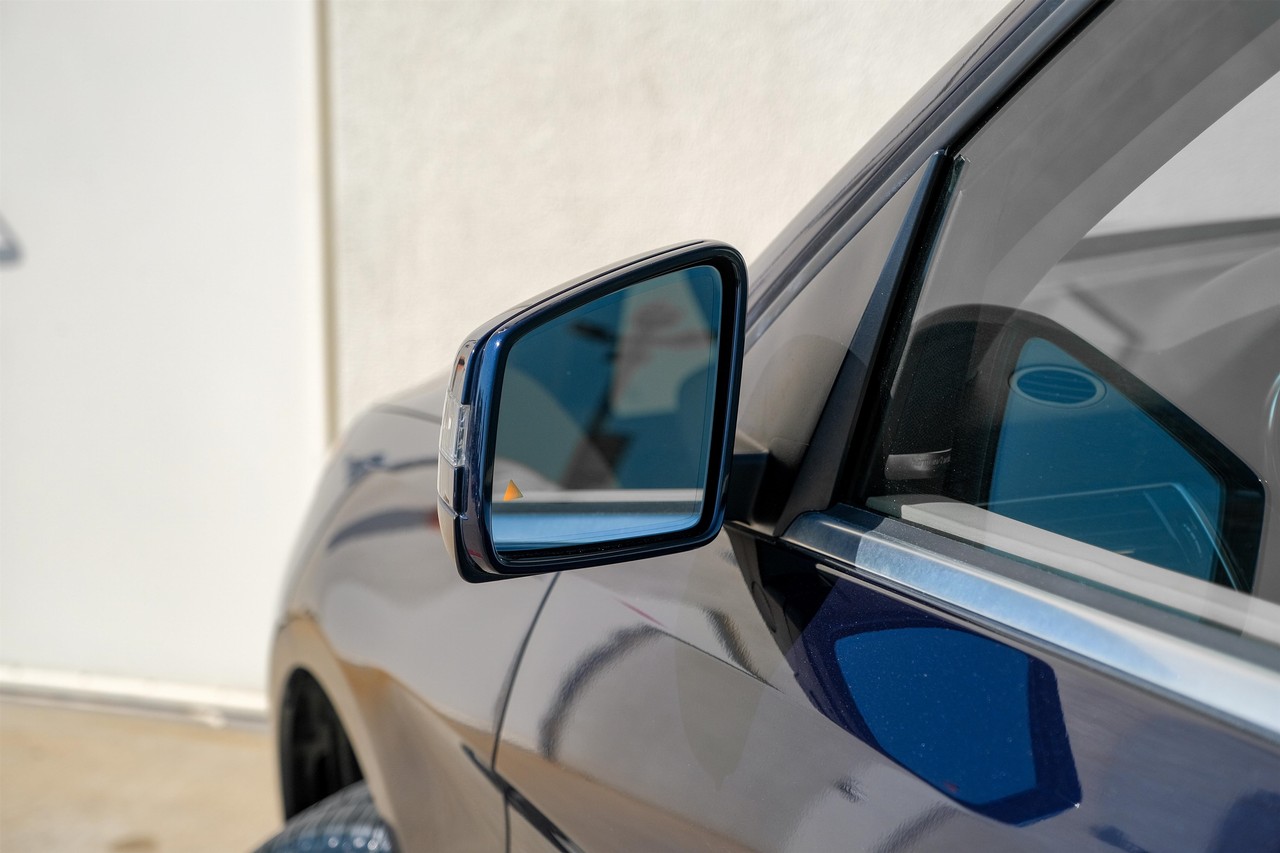 Mercedes-Benz GLE Vehicle Main Gallery Image 41