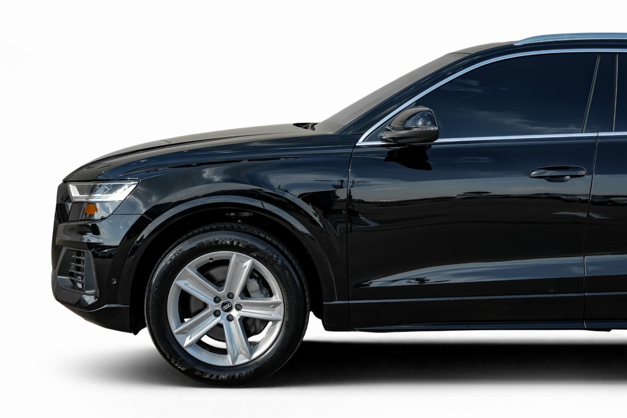 Audi Q8 Vehicle Main Gallery Image 13