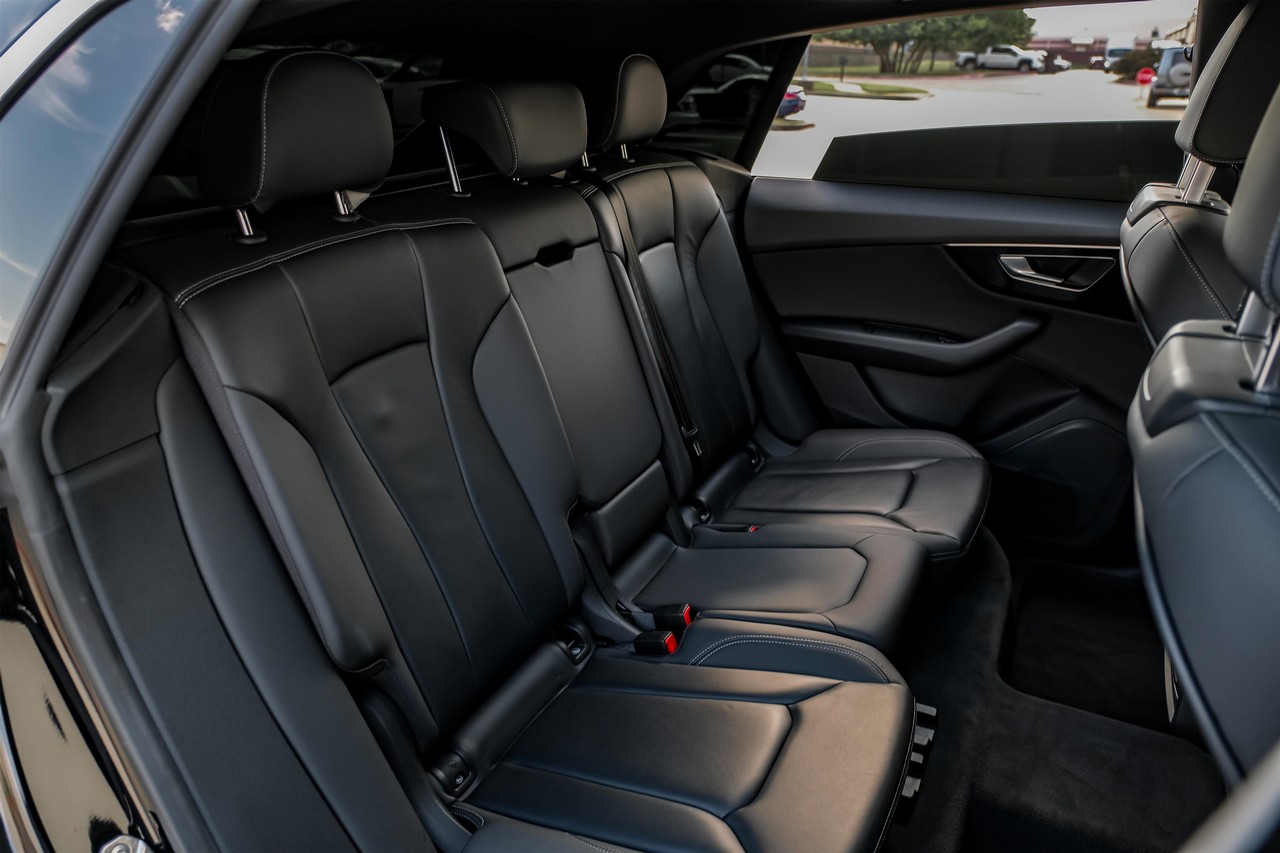 Audi Q8 Vehicle Main Gallery Image 34