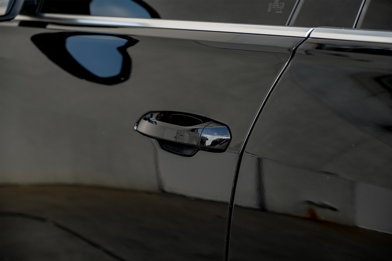 Audi Q8 Vehicle Main Gallery Image 39