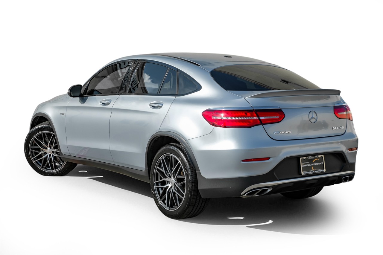 Mercedes-Benz GLC Vehicle Main Gallery Image 11