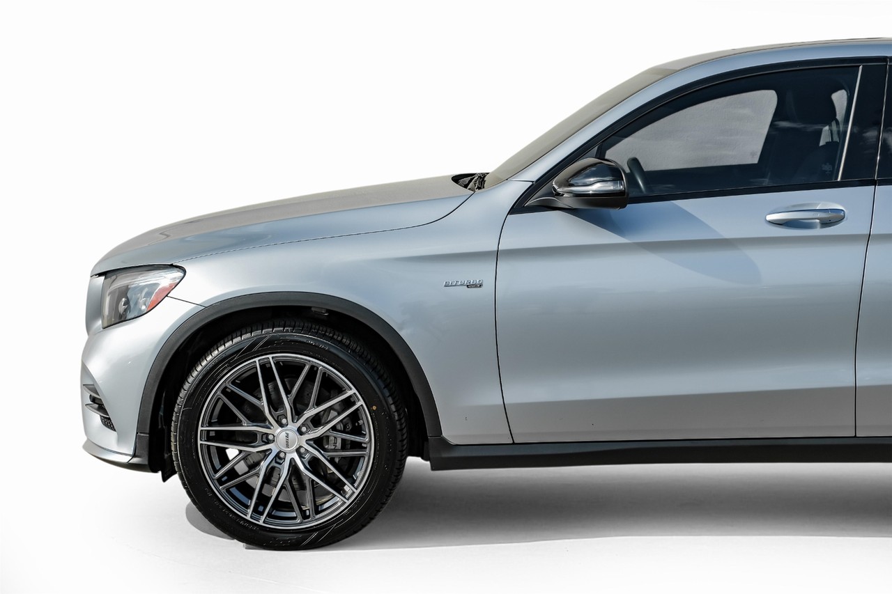 Mercedes-Benz GLC Vehicle Main Gallery Image 13