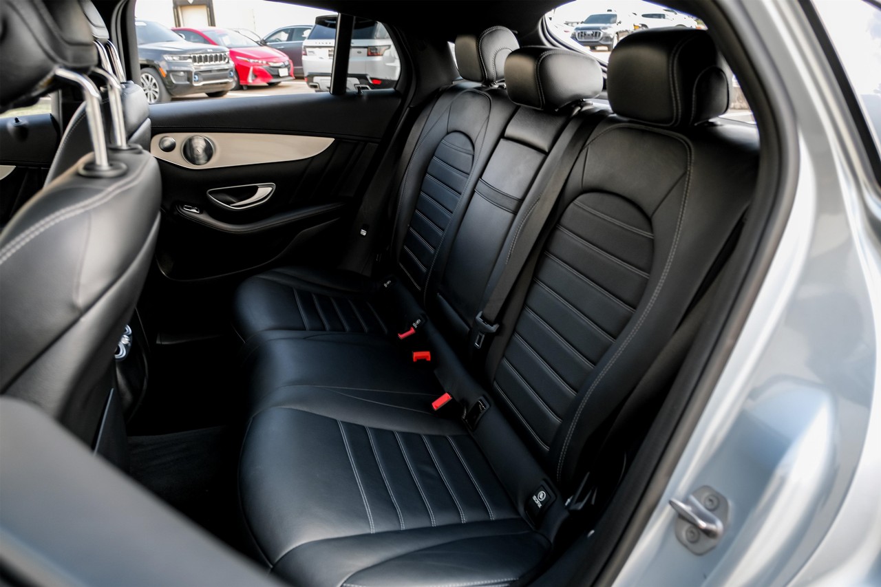 Mercedes-Benz GLC Vehicle Main Gallery Image 34