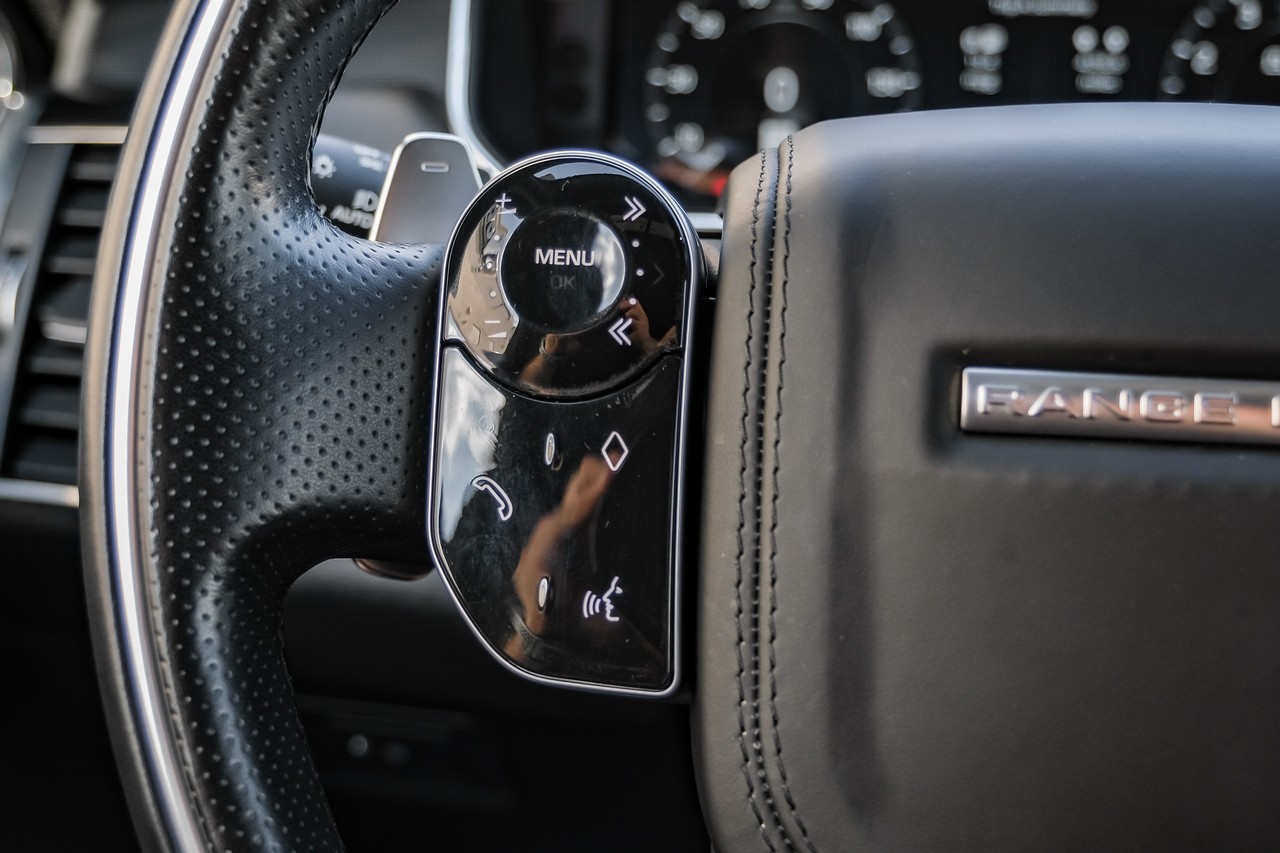 Land Rover Range Rover Sport Vehicle Main Gallery Image 19